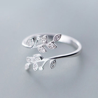 Adora Aura Love Hug Rings