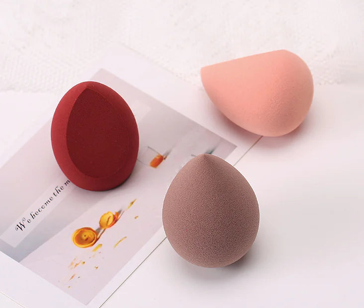 Adora Aura Make Up Sponge