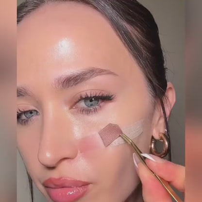 Adora Color Changing Foundation